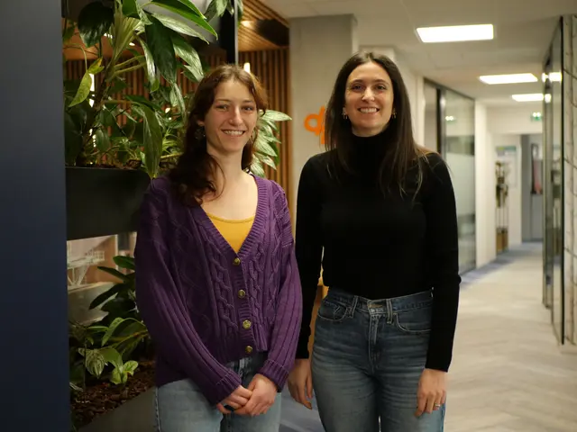 Marie, Heidi et Chlo&eacute; en entreprise